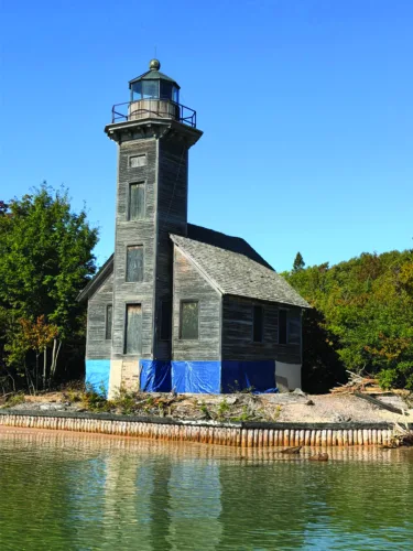 East Channel Lighthouse stabilization underway